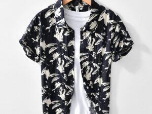 Personalized Printed Black And White Short-sleeved Shirt