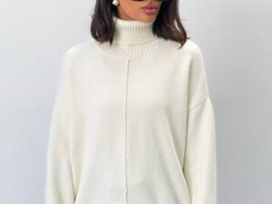 Elegant Warmth Oversized Turtleneck Sweater For Modern Women